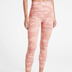 Athleta Elation Camo 7/8 Tight Pink Blush Size Medium